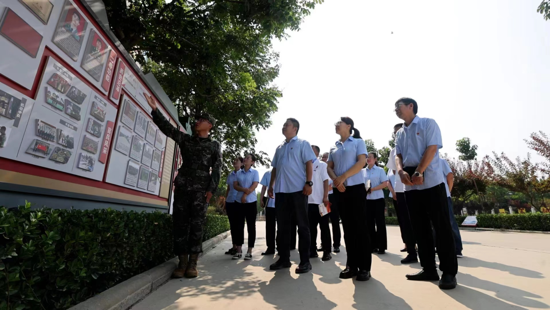 對(duì)標(biāo)學(xué)習(xí)，走進(jìn)最可愛的人